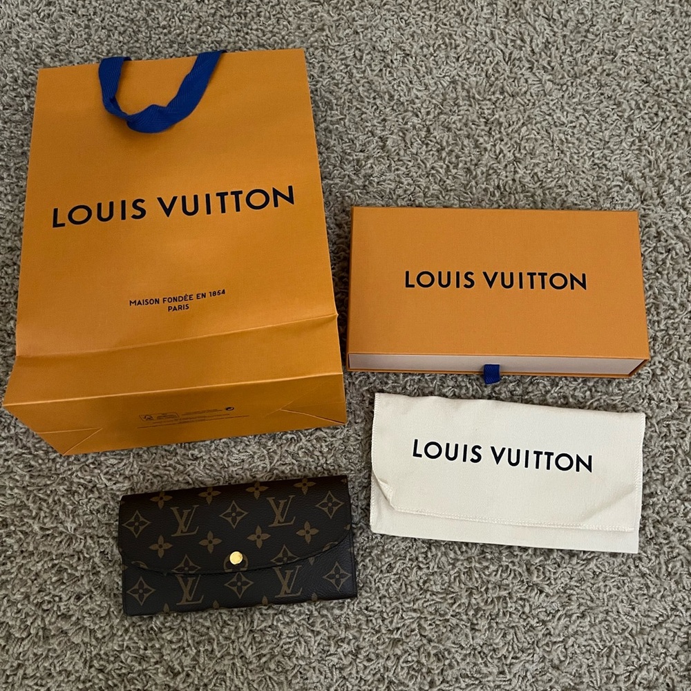 Authentic Louis Vuitton Wallet